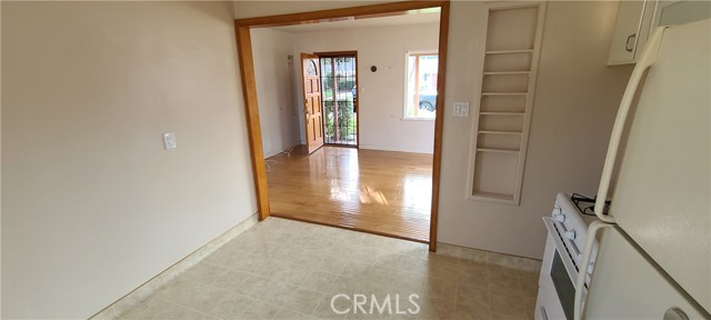 1320 North Niagara Street photo 8