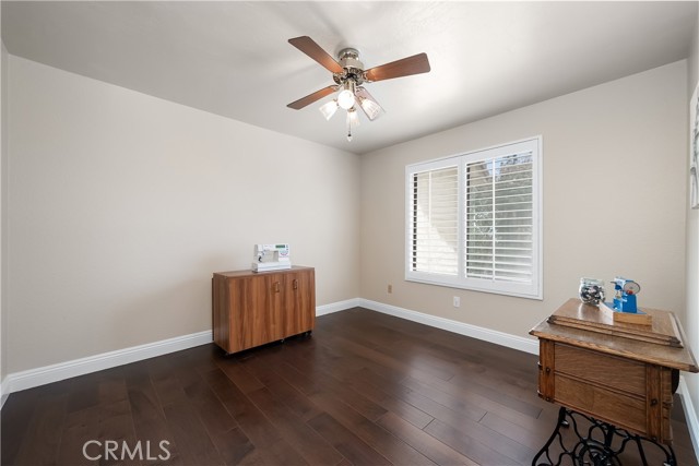 10154 Whispering Forest Drive, Rancho Cucamonga CA: https://media.crmls.org/medias/70bc4e72-90b1-4d75-bb6f-a24aaaed3361.jpg