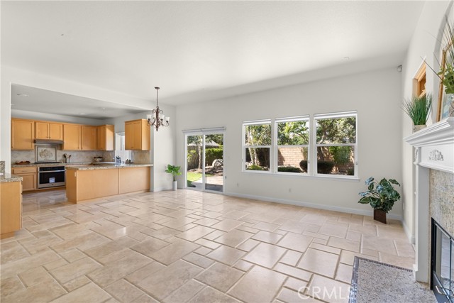 2511 Del Sur, Santa Maria CA: https://media.crmls.org/medias/70bcbe27-2091-4461-9204-f13c53677bdc.jpg