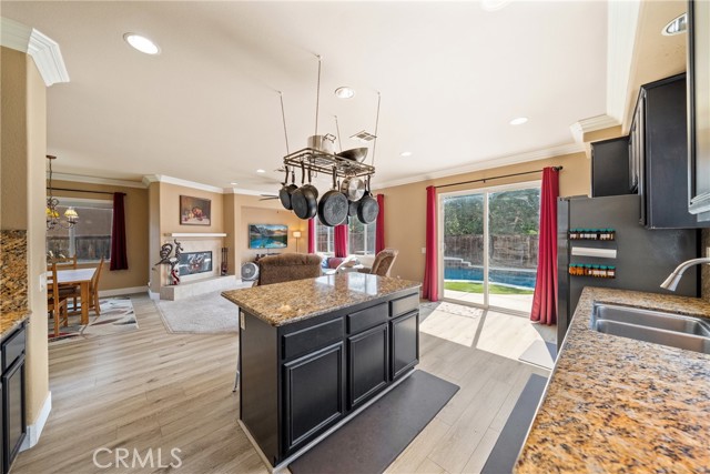 35579 Denver Circle, Winchester CA: https://media.crmls.org/medias/70bd6cb7-291d-4279-ab40-ec30ea5d153c.jpg