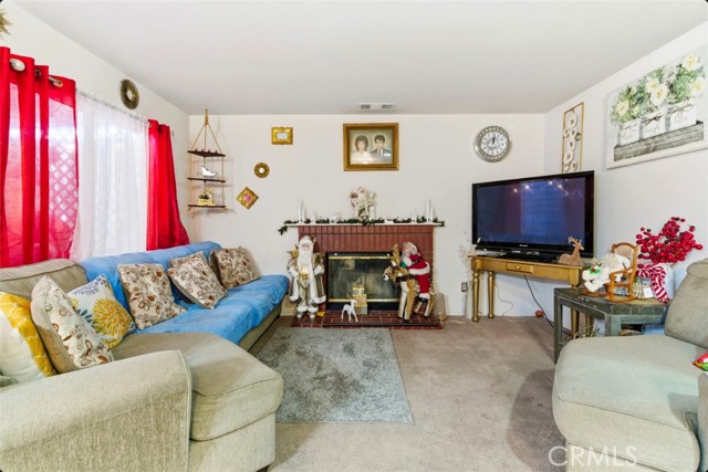 Detail Gallery Image 17 of 52 For 10729 Alton Ct, Adelanto,  CA 92301 - 4 Beds | 3 Baths