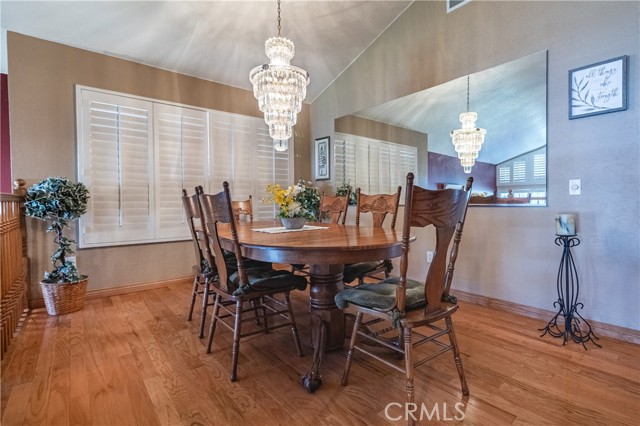 2241 N 1st Avenue, Upland CA: https://media.crmls.org/medias/70bea51b-73f1-4fe3-b532-843cba5c7824.jpg