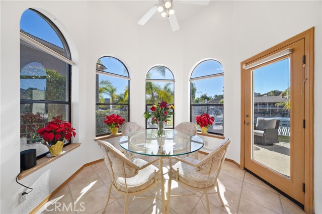 Detail Gallery Image 2 of 75 For 30181 Swan Point, Canyon Lake,  CA 92587 - 4 Beds | 3/1 Baths