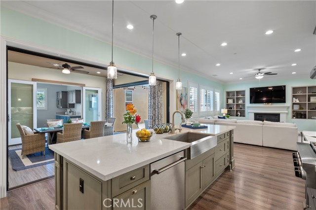 46 Dogwood, Lake Forest CA: https://media.crmls.org/medias/70bfdd64-7670-4278-99d2-e74f5dbe29c8.jpg