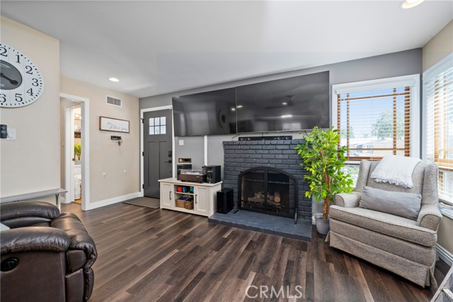 Detail Gallery Image 6 of 38 For 1246 E Monroe Ave, Orange,  CA 92867 - 3 Beds | 2 Baths