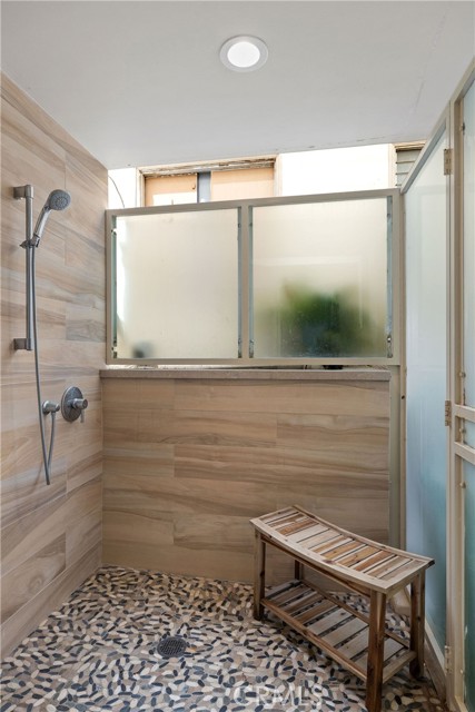 Detail Gallery Image 64 of 70 For 3603 Manhattan, Manhattan Beach,  CA 90266 - 3 Beds | 3/1 Baths