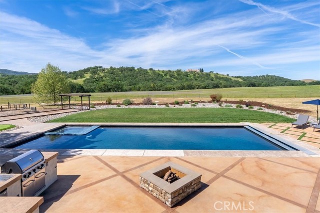 Detail Gallery Image 36 of 64 For 775 via Del Salinas, Paso Robles,  CA 93446 - 4 Beds | 3/1 Baths