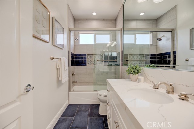 2220 Gates Avenue, Redondo Beach, California 90278, 4 Bedrooms Bedrooms, ,2 BathroomsBathrooms,Residential,Sold,Gates,SB21194759