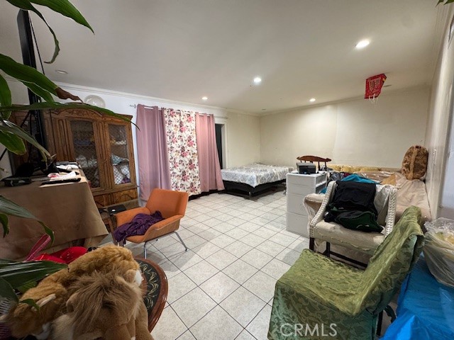 Detail Gallery Image 8 of 21 For 12112 Hoyt St, Sylmar,  CA 91342 - 4 Beds | 3 Baths