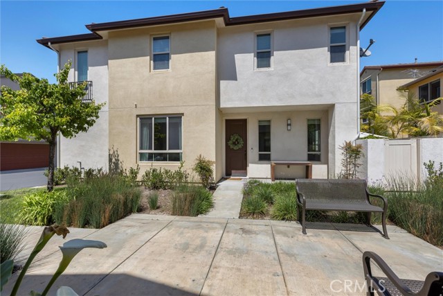 Detail Gallery Image 1 of 1 For 12016 Fairmont Ct, Hawthorne,  CA 90250 - 4 Beds | 3 Baths