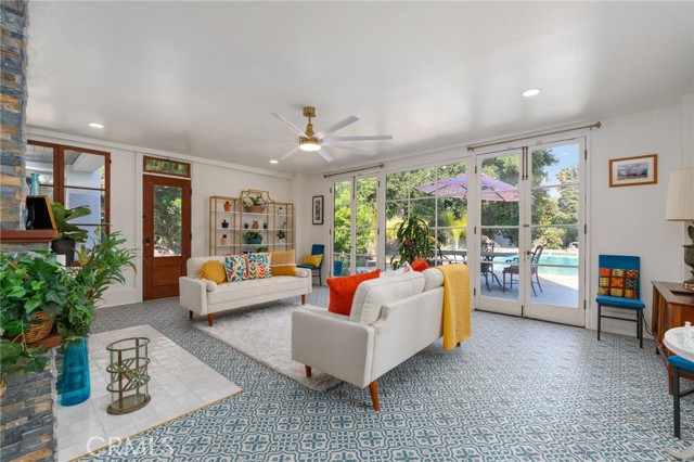 Detail Gallery Image 34 of 75 For 24 W Hilton Ave, Redlands,  CA 92373 - 5 Beds | 4 Baths