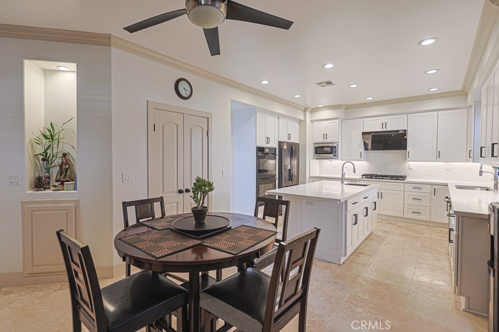MLS #OC26140754 image #11