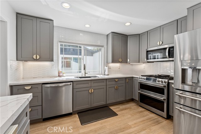7520 Bobbyboyar Avenue, West Hills CA: https://media.crmls.org/medias/70c8c9ff-baa5-4ed9-a5c3-4bdc078906ae.jpg