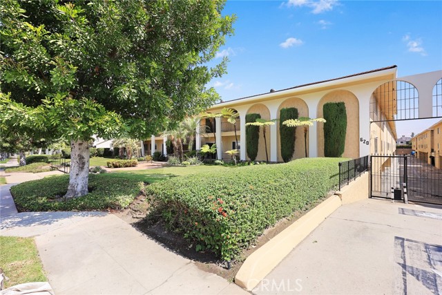 620 West Huntington, 216 photo 35