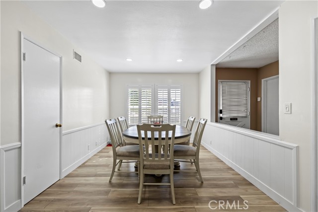 Detail Gallery Image 4 of 19 For 11681 Daniel Ave, Garden Grove,  CA 92840 - 4 Beds | 2 Baths