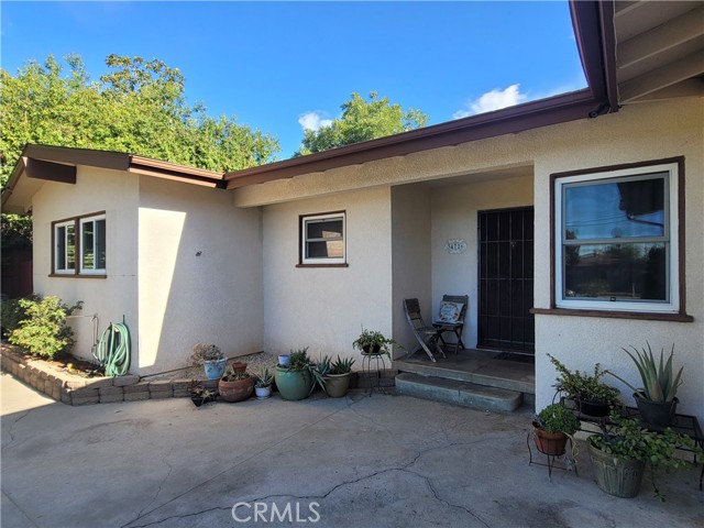 34726 Pecan Avenue, Yucaipa CA: https://media.crmls.org/medias/70caa837-d3c2-4609-8493-38933c6d17a8.jpg