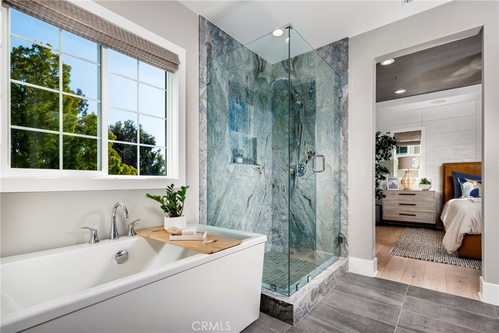 MLS #OC25040907 image #11