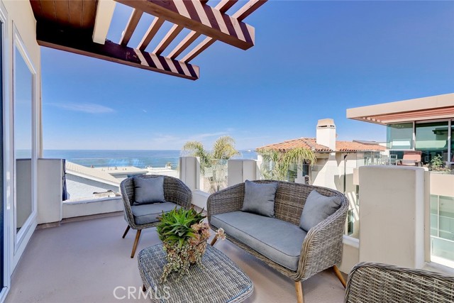 3603 Manhattan Avenue, Manhattan Beach, California 90266, 3 Bedrooms Bedrooms, ,3 BathroomsBathrooms,Residential,Sold,Manhattan,SB22017697