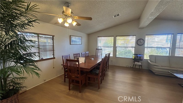 Detail Gallery Image 17 of 36 For 43850 20th St #217,  Lancaster,  CA 93535 - 2 Beds | 2 Baths