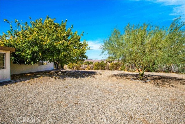 Detail Gallery Image 34 of 49 For 8825 San Vincente Dr, Yucca Valley,  CA 92284 - 2 Beds | 2 Baths