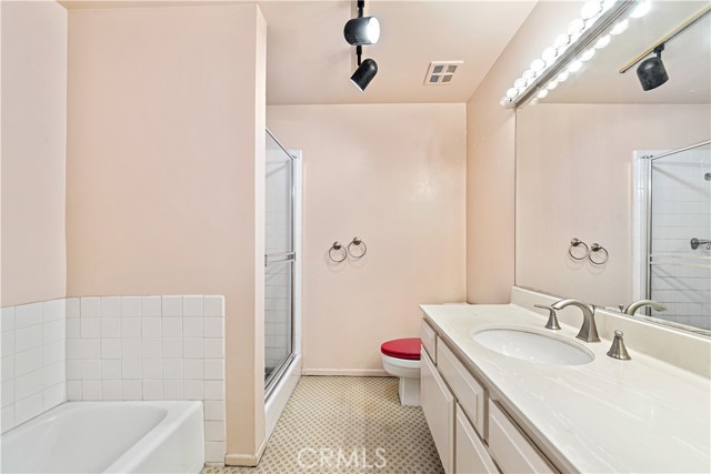 321 N Oakhurst Drive, Beverly Hills CA: https://media.crmls.org/medias/70cd0caa-4a2f-4307-a214-3113664883cf.jpg