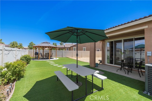 5025 W Avenue J6, Lancaster CA: https://media.crmls.org/medias/70cd8913-3c75-4f57-ba33-32a403c8389e.jpg