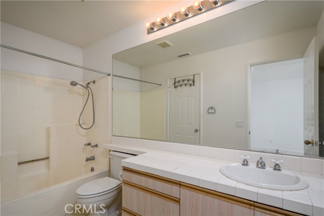 Detail Gallery Image 20 of 30 For 17 via Athena, Aliso Viejo,  CA 92656 - 2 Beds | 2/1 Baths