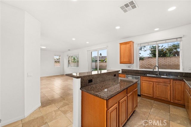 Detail Gallery Image 15 of 46 For 13913 Westwood Way, Rancho Cucamonga,  CA 91739 - 4 Beds | 2/1 Baths
