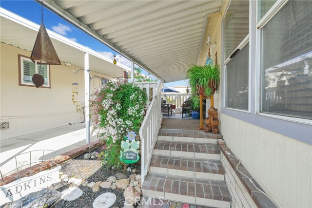 Detail Gallery Image 5 of 33 For 2140 Mentone Bld #159,  Mentone,  CA 92359 - 3 Beds | 2 Baths