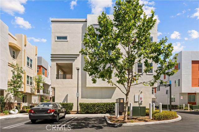 9570 Bluewater Place, Rancho Cucamonga CA: https://media.crmls.org/medias/70cf6bc1-d67d-46d9-a607-953297e7cd5d.jpg