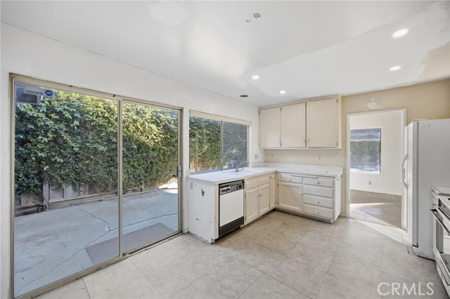 Detail Gallery Image 18 of 45 For 418 W Carol, Santa Ana,  CA 92707 - 3 Beds | 2 Baths