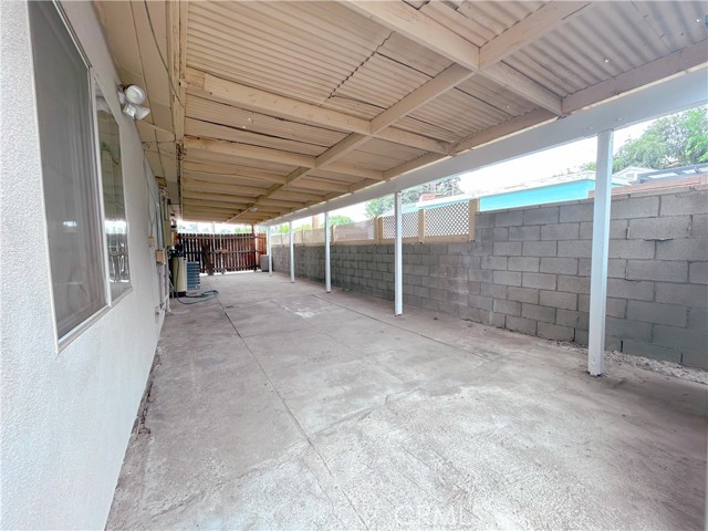 1807 Berkeley Ave, Pomona CA: https://media.crmls.org/medias/70cfd3ab-10be-486f-ae8e-c9b6ceaad3d7.jpg