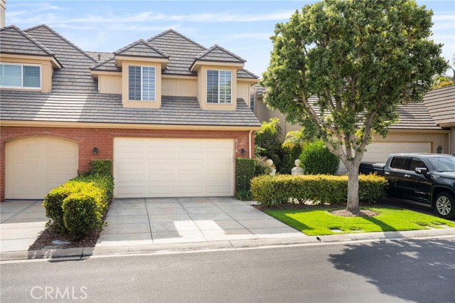Detail Gallery Image 2 of 50 For 6216 Greenbrier Dr, Huntington Beach,  CA 92648 - 3 Beds | 2/1 Baths