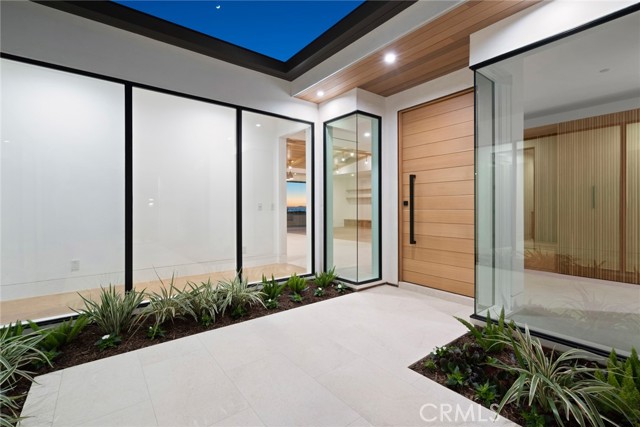 Detail Gallery Image 29 of 34 For 4607 Dorchester Rd, Corona Del Mar,  CA 92625 - 4 Beds | 4/1 Baths