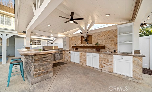 Detail Gallery Image 24 of 59 For 2039 S Eileen Dr, Anaheim,  CA 92802 - 4 Beds | 3 Baths