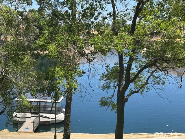 23135 Park Contessa, Calabasas CA: https://media.crmls.org/medias/70d2e1e3-3c94-43ef-921e-f71ee93838f5.jpg