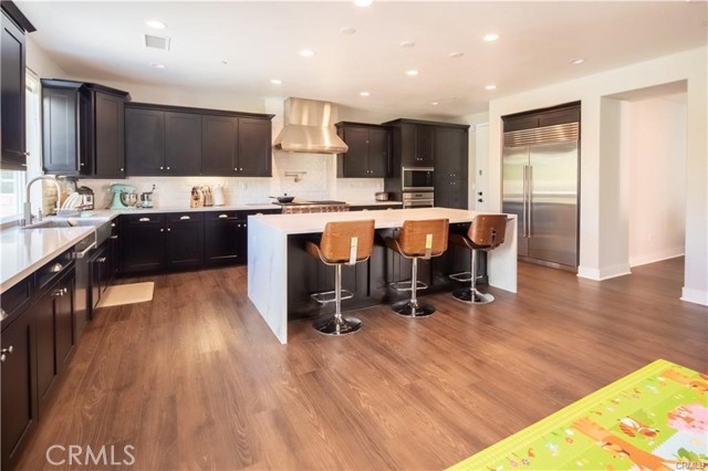 Detail Gallery Image 14 of 28 For 3827 Laurita Ave, Pasadena,  CA 91107 - 5 Beds | 5 Baths