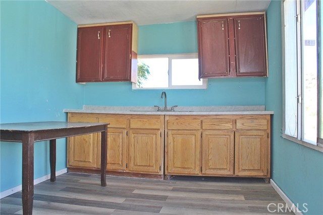 24124 Alps Court, Apple Valley CA: https://media.crmls.org/medias/70d35119-162c-40e4-8f40-62967bc41ee6.jpg