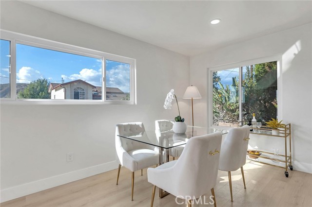 Detail Gallery Image 8 of 33 For 2326 Thelma Ave, Los Angeles,  CA 90032 - 3 Beds | 2 Baths