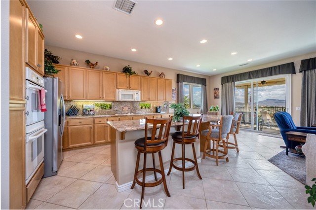 Detail Gallery Image 13 of 49 For 23952 Four Corners Ct, Corona,  CA 92883 - 2 Beds | 2/1 Baths
