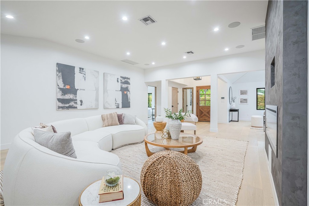 13541 Chandler BoulevardSherman Oaks img 41