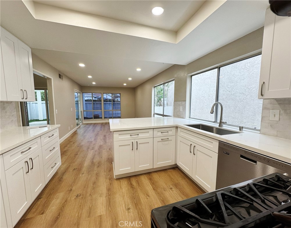 MLS #OC25246722 image #14