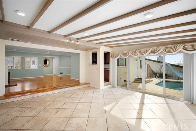 Detail Gallery Image 8 of 34 For 841 Irving, Burbank,  CA 91504 - 3 Beds | 2 Baths