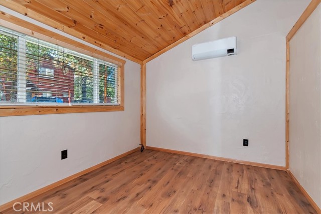 Detail Gallery Image 23 of 42 For 32765 Cougar, Arrowbear,  CA 92382 - 3 Beds | 1 Baths