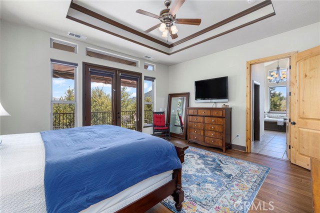 39828 Granite Ridge Lane, Bass Lake CA: https://media.crmls.org/medias/70d5cdd3-b422-441e-aeb8-3a5183f84bea.jpg