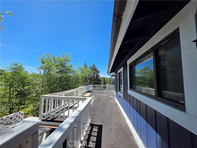 Detail Gallery Image 19 of 25 For 31510 Valley Ridge Dr, Running Springs,  CA 92382 - 4 Beds | 3 Baths