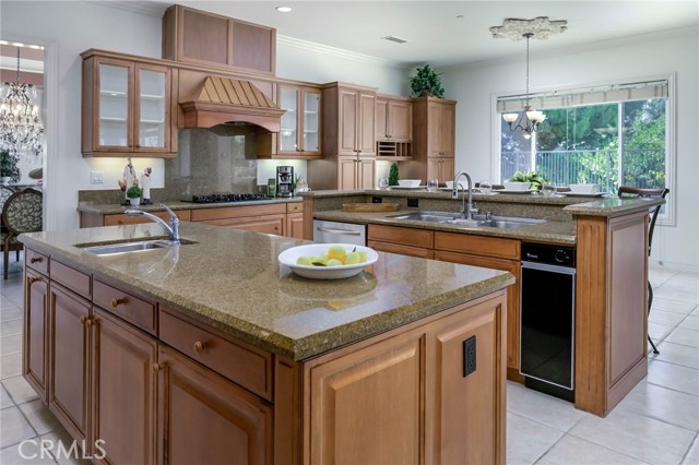 Detail Gallery Image 13 of 44 For 17265 Blue Spruce, Yorba Linda,  CA 92886 - 5 Beds | 4/1 Baths