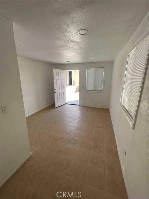 Detail Gallery Image 32 of 34 For 1267 N F, San Bernardino,  CA 92405 - 4 Beds | 3 Baths