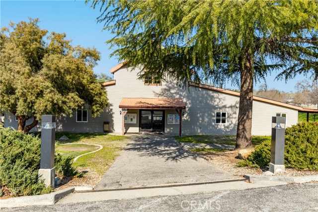 9886 Steelhead Road, Paso Robles CA: https://media.crmls.org/medias/70d866d3-830f-4db8-8482-8ab54e66b140.jpg