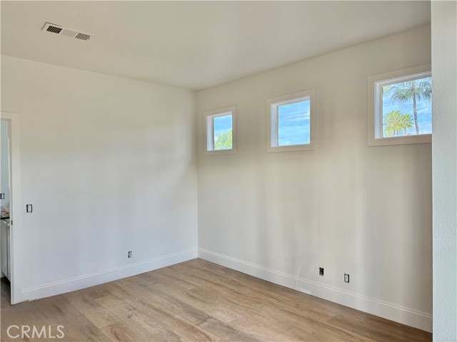 Detail Gallery Image 9 of 18 For 44 Mission Ct, Lake Forest,  CA 92610 - 2 Beds | 2/1 Baths